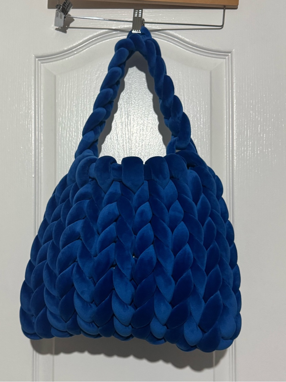 NEW Handmade Chunky Knit Crochet Trendy Velour Braided Shoulder Bag - Blue